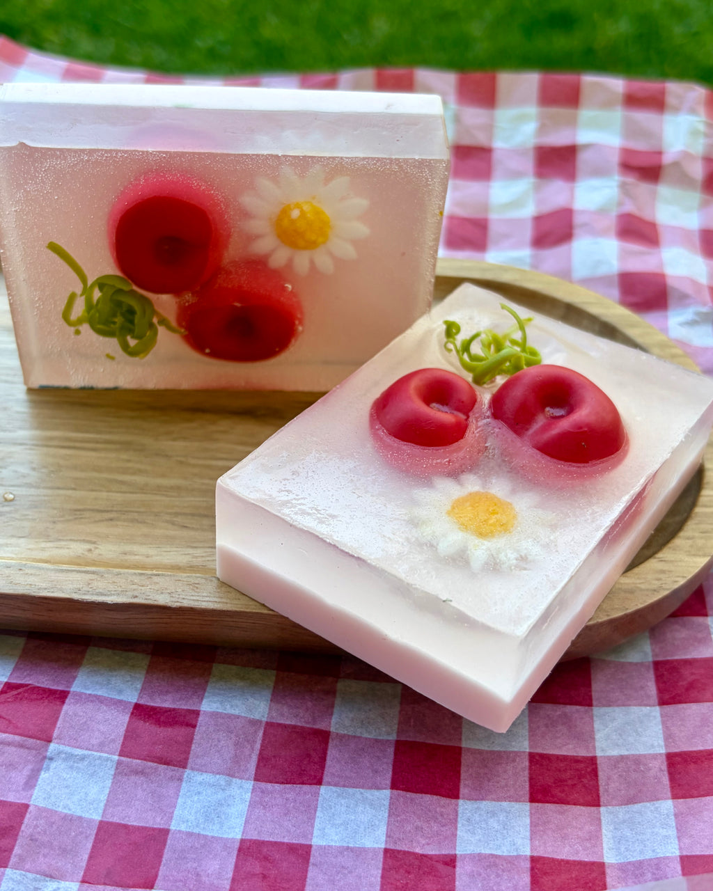 Sabonete Cereja e Flor de Laranjeira