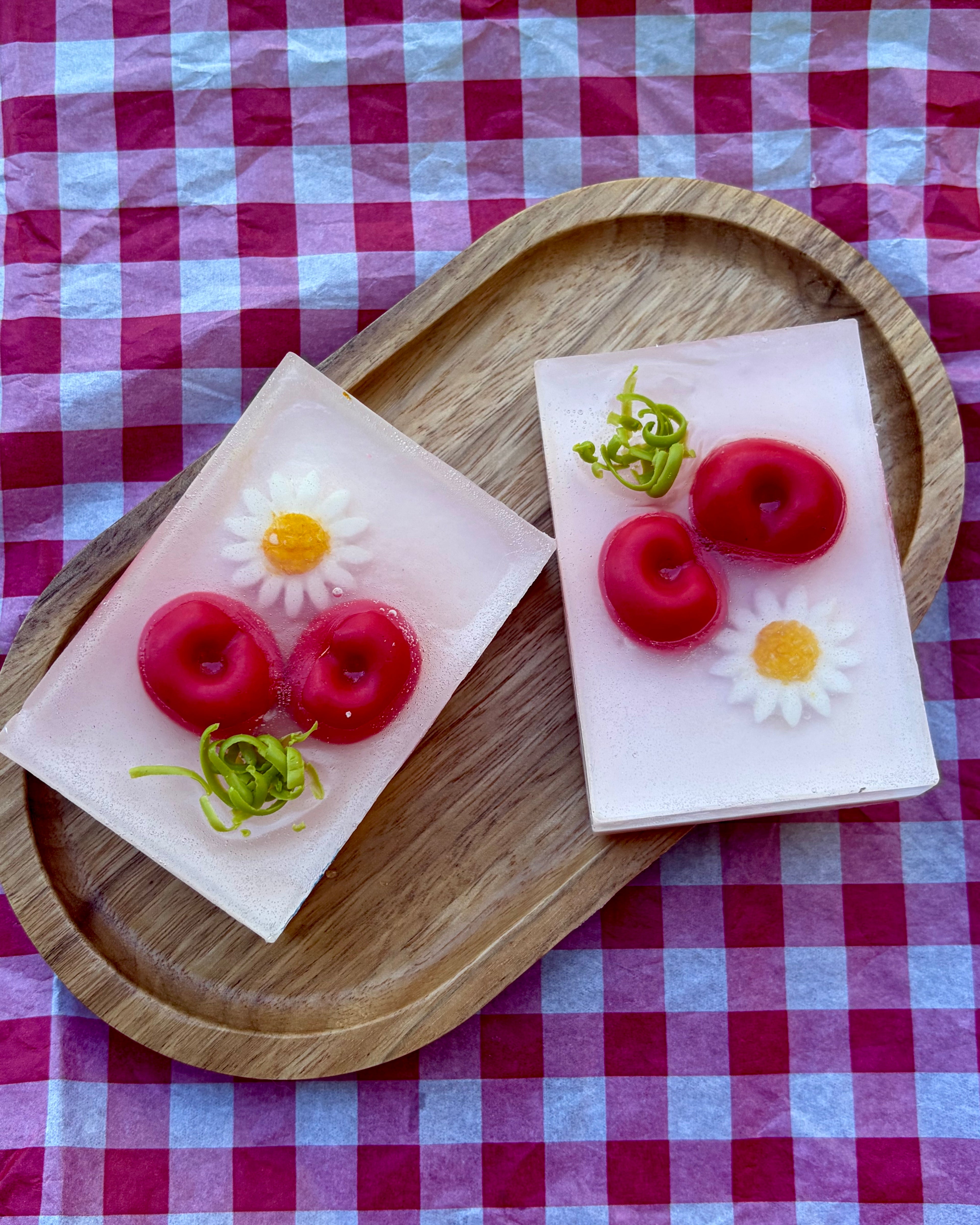 Sabonete Cereja e Flor de Laranjeira