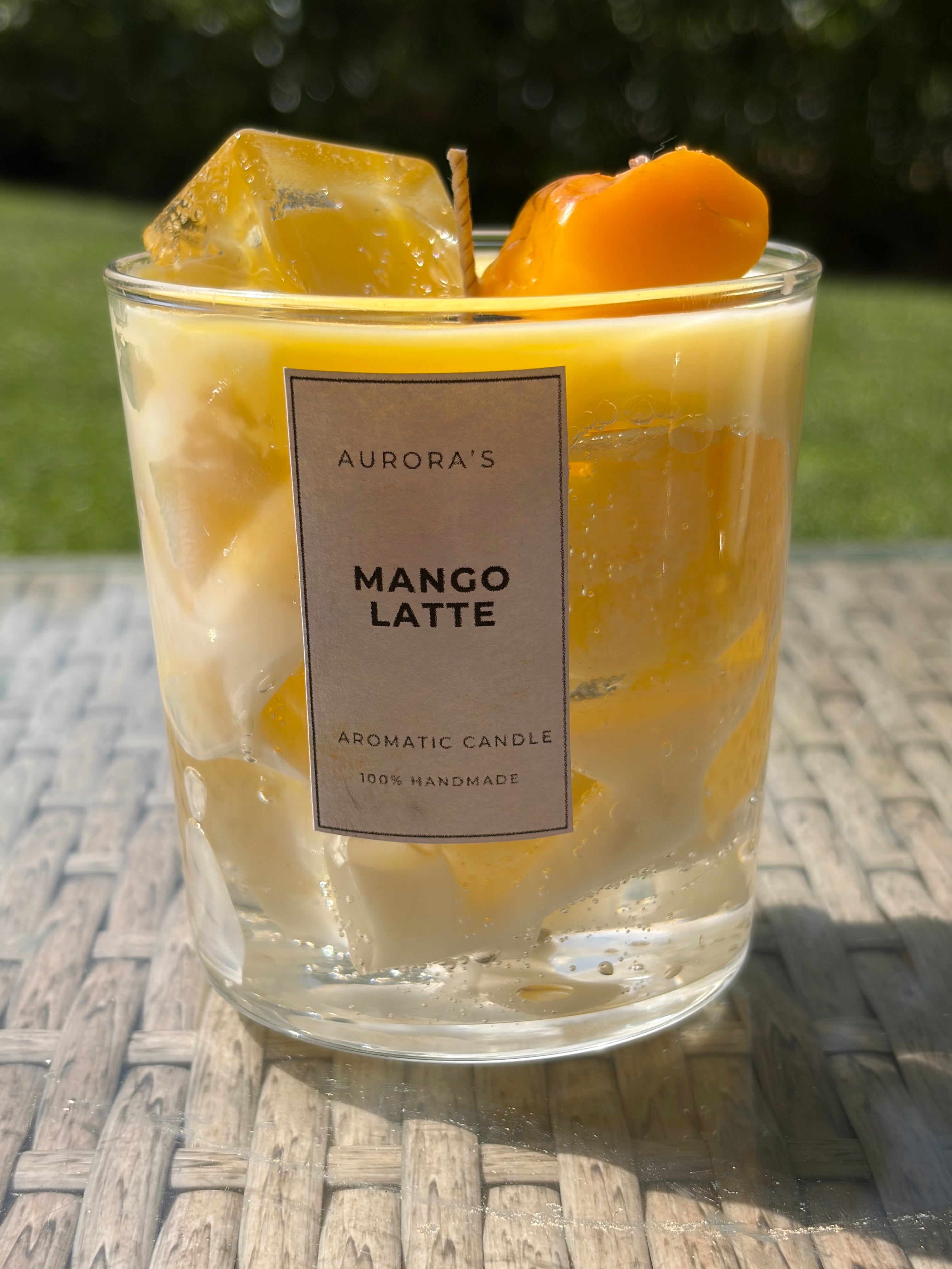 Vela “Mango Latte”